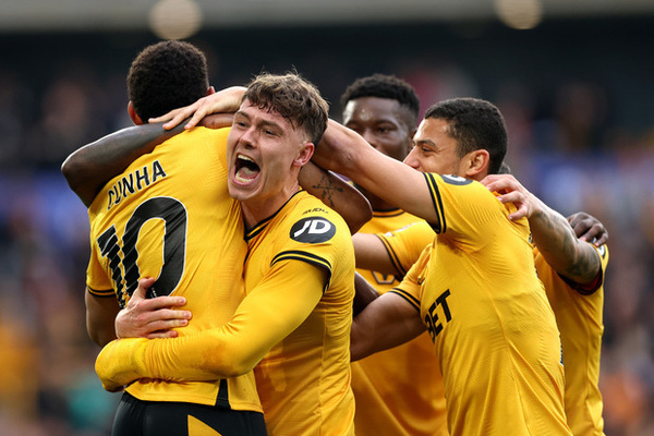 Wolverhampton Domineert Leicester City in Speeldag 34 Clash