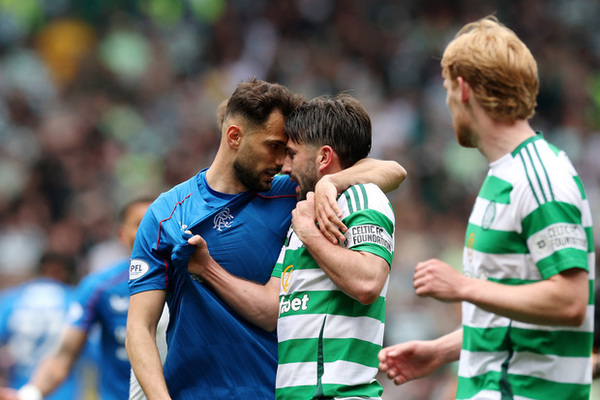 Rangers en Celtic delen punten in spannende confrontatie zonder winnaar