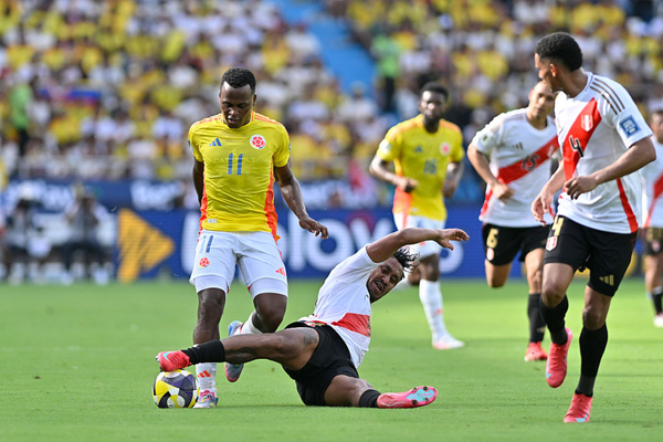 Colombia speelt slecht in Barranquilla en speelt gelijk tegen Peru